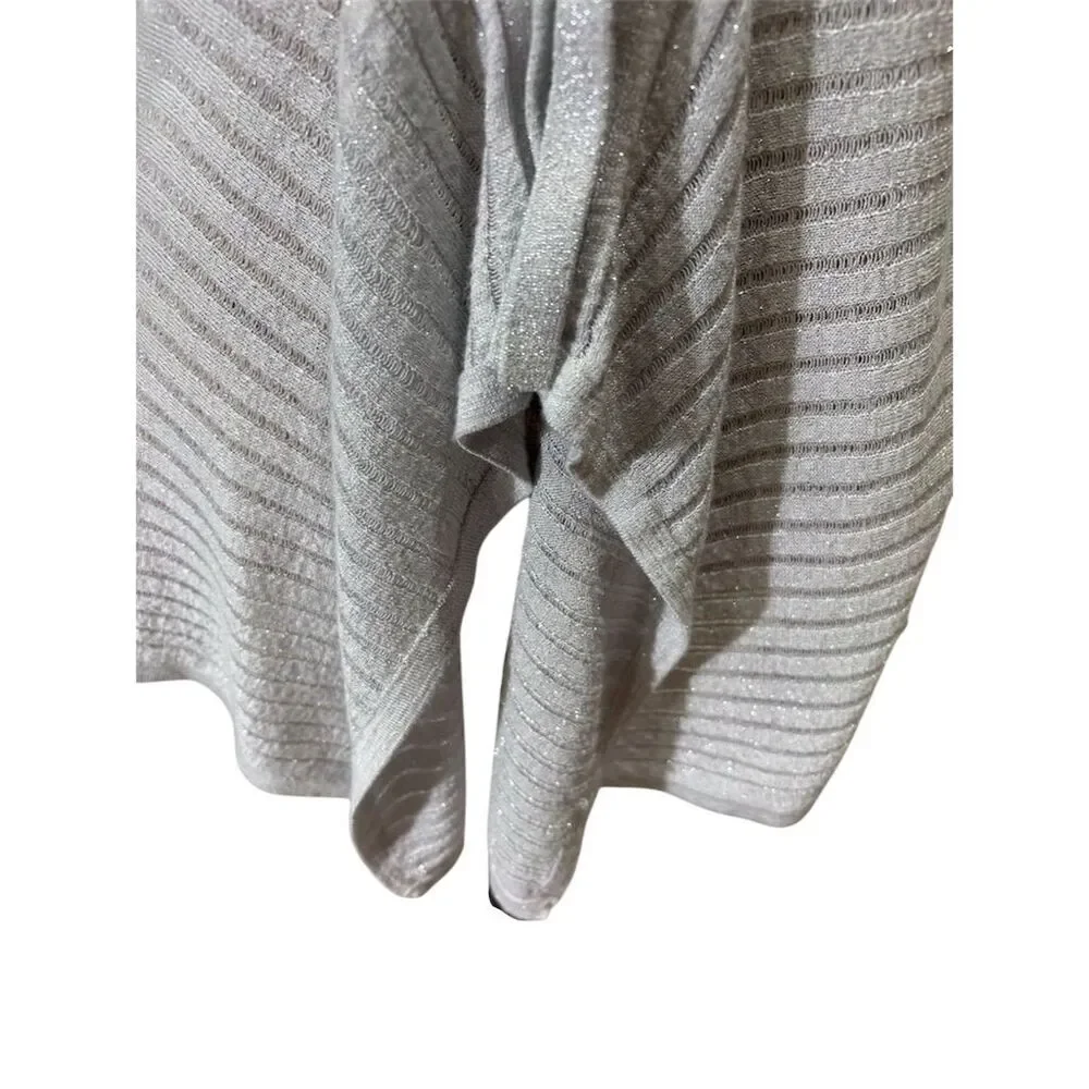 White House Black Market Women's Silver Short Sleeve Cardigan Sweater S - Picture 5 of 10